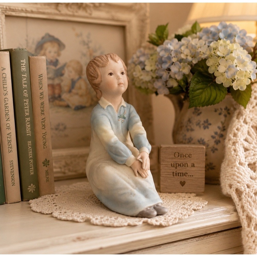 Laszlo Ispanky Storytime Porcelain Figurine Goebel Boy Child Figure 7" Tall